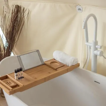 Luxury tent Glamp - Adults Only *
