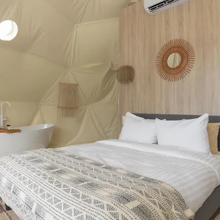 Glamp - Adults Only Luxury tent *