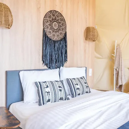 Роскошный шатер Glamp - Adults Only Миколайки