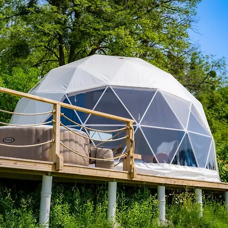 Glamp - Adults Only Luxury tent