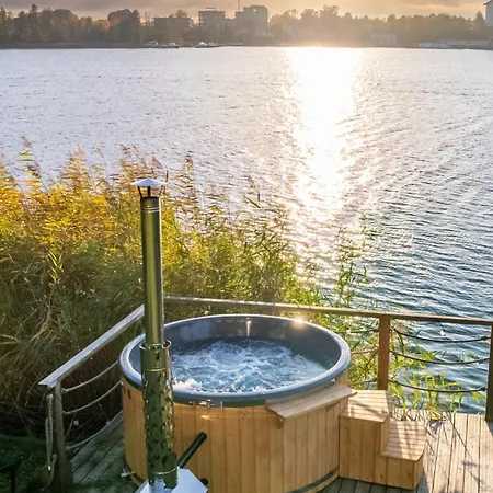 Οργανωμένο κάμπινγκ Glamp - Adults Only *