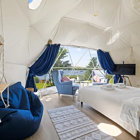 Glamp - Adults Only Luxury tent
