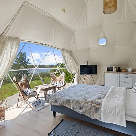 Glamp - Adults Only Luxury tent